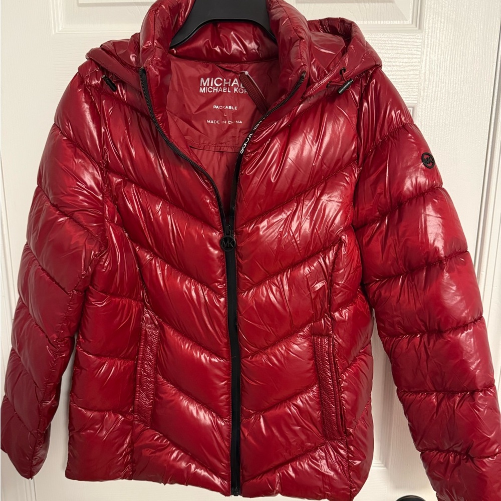 MICHAEL KORS HOODED DOWN PUFFER COAT. BN - Picture 2 of 10